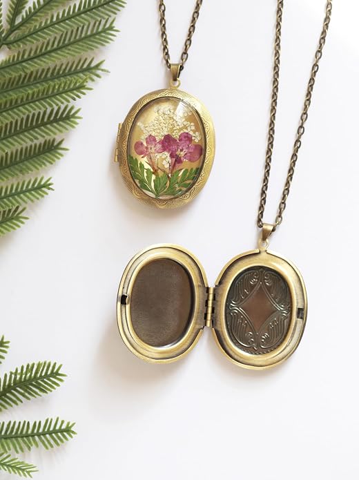 Handmade Oval Shaped Photo Locket with dried Pressed Flowers Locket pendant Necklace