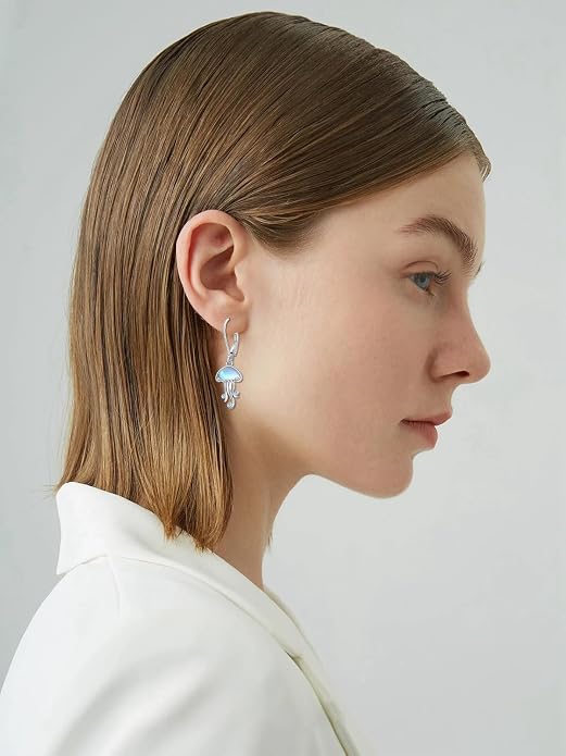 Dorunmo Moonstone Dangle Drop Earrings s925 Sterling Silver Leverback Earrings Filigree Moonstone Jewelry Birthday Gifts for Women