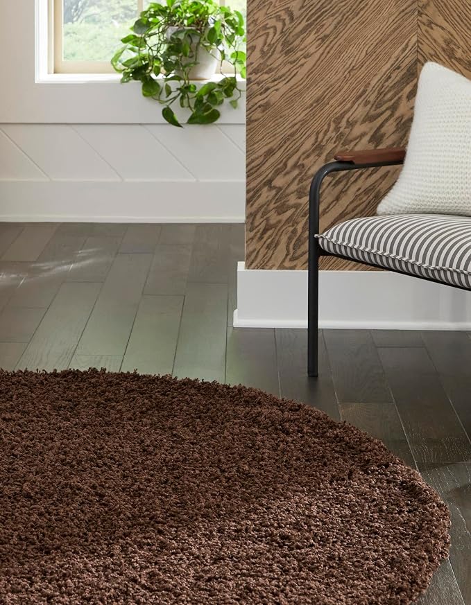 Unique Loom Solid Shag Collection Area Rug (5' 3" Round, Chocolate Brown)