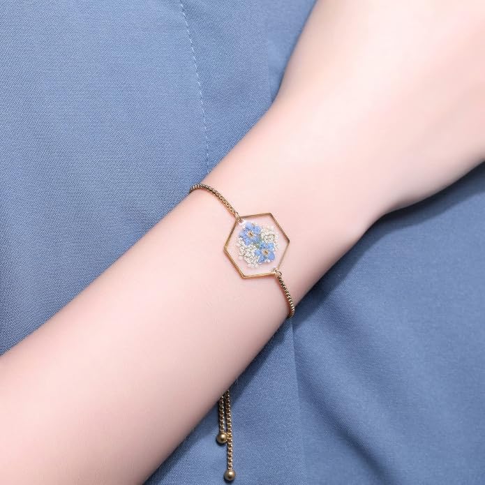 AUNTESIGN Forget-Me-Not Pressed Wildflower Bracelet | Pressed Flower Bracelet | Gold/Silver Pressed Flower Jewelry | Personalized Handmade Jewelry | Gift For Women