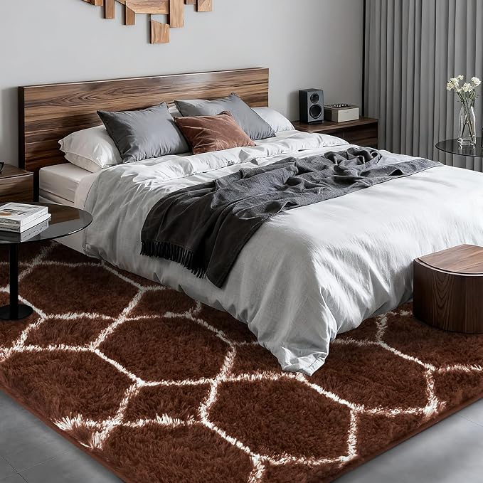 Fluffy Rug for Bedroom, Soft 5x7 Brown Shag Plush Geometric Area Rugs | Modern Brown and White Rug, Non Slip Carpet for Living Room, Aesthetic Home Decor, Fuzzy Floor Mat for Nursery Teen Dorm