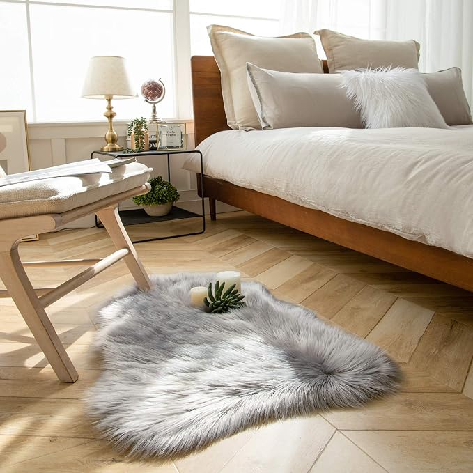 Ashler Faux Fur Rug, Fluffy Shaggy Area Rug Ultra Soft 2 x 3 Feet Sheepskin Fur Rug, Grey Fuzzy Rug Machine Washable Shag Rug, Nursery Decor Throw Rugs for Bedroom, Kids Room, Living Room
