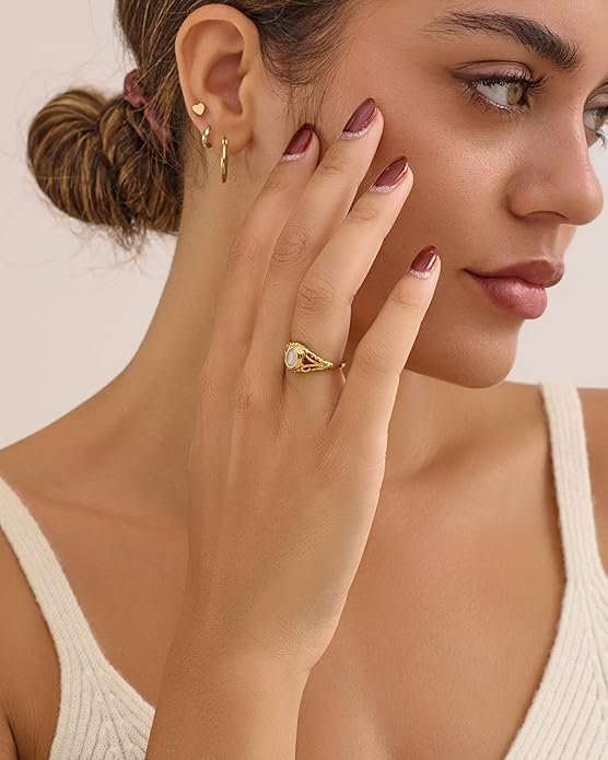 YeGieonr Non Tarnish Gold Signet Rings for Women - Waterproof 18K Gold Plated Stainless Steel Pearl Ring, Statement Ring for Everyday Wear