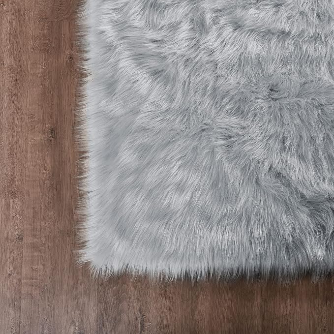 Goolela Grey Round Area Rug 6ft Fluffy Circle Faux Sheepskin Fur Carpet for Bedroom Living Room Fuzzy Furry Shaggy Luxury Washable