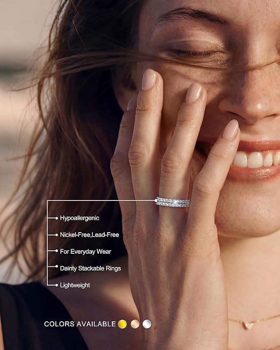 GEMQUEEN 2Pcs Moissanite Rings for Women : 18K White Gold Plated 925 Sterling Silver Engagement Ring Eternity Wedding Band Dainty Moissanite Stackable Jewelry Set D Color VVS1 Clarity Size 4-10