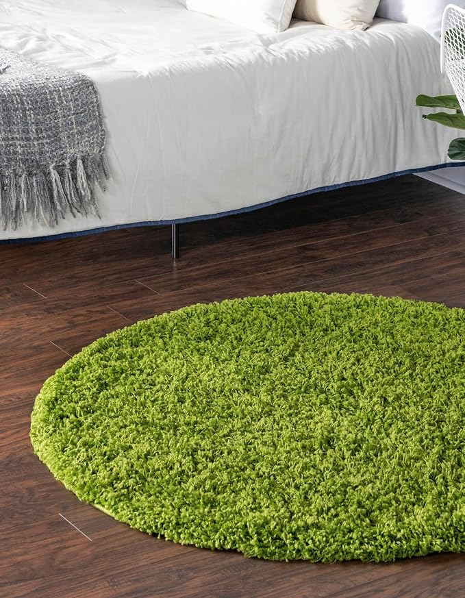 Unique Loom Solid Shag Collection Area Rug (6' 1" Round, Grass Green)
