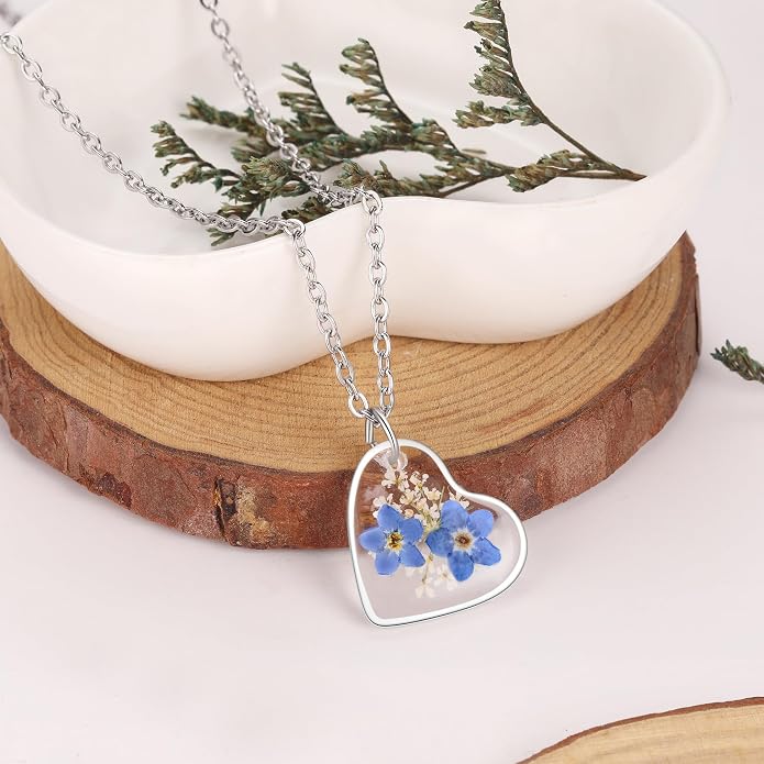 AUNTESIGN Forget-Me-Not and Queen Anne's Lace Pressed Wildflower Necklace | Birth Month Flowers Necklace | Gold/Silver Pressed Flower Jewelry | Mother's Day | Gift For Her