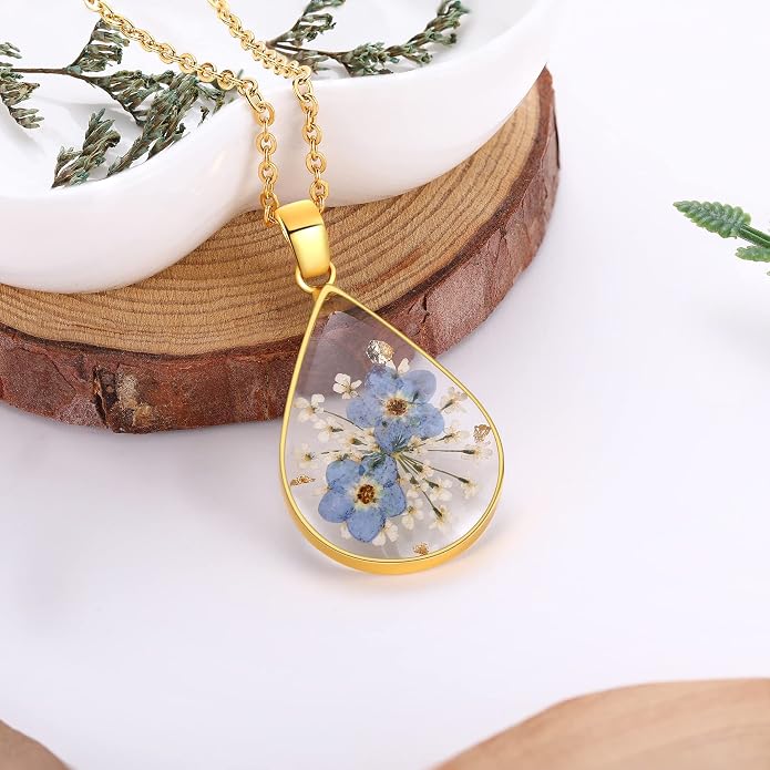 AUNTESIGN Forget-Me-Not and Queen Anne's Lace Pressed Wildflower Necklace | Birth Month Flowers Necklace | Gold/Silver Pressed Flower Jewelry | Mother's Day | Gift For Her