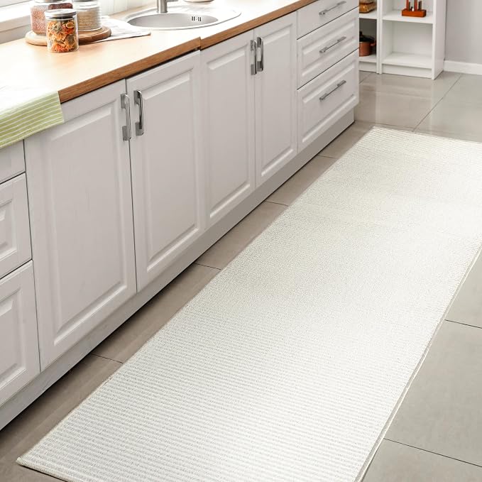 JONATHAN Y Cole Pinstripe High-Low White/Silver Runner Rug, 2x8, Modern, Minimalist, Easy-Cleaning for Living Room, Bedroom, Kitchen, Pet Friendly, Non-Shedding (CAR101C-28)