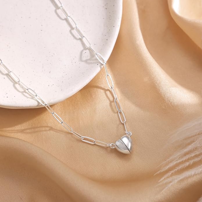 Tewiky Cute Heart Necklace Tiny 14k Gold Heart Pendant Choker Necklaces Small Gold Love Open Heart Chain Necklace for Women Dainty Gold Necklace Gifts for Her