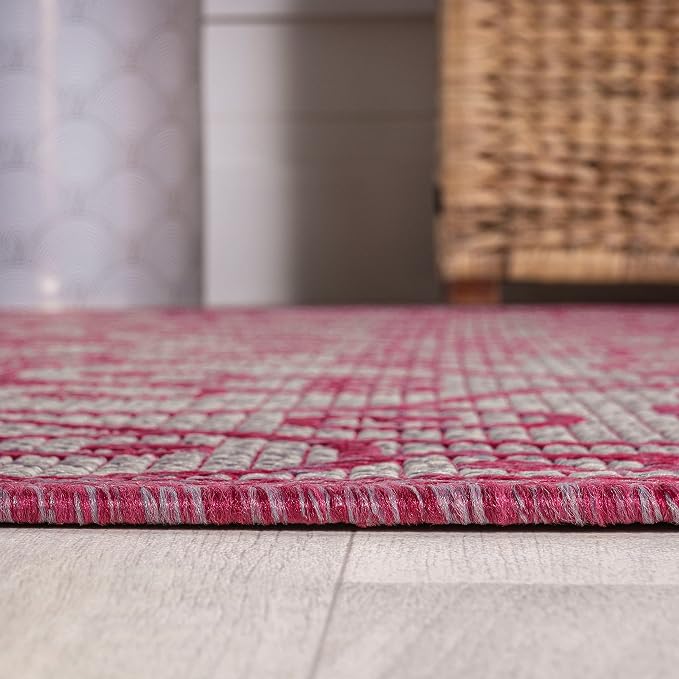 JONATHAN Y Vintage Filigree Indoor Outdoor Area Rug 3X5 Light Gray/Fuchsia, Madrid Textured Weave for Backyard, Patio, Porch, Easy-Cleaning, High Traffic, Pet-Friendly, Non-Shedding (SMB107I-3)