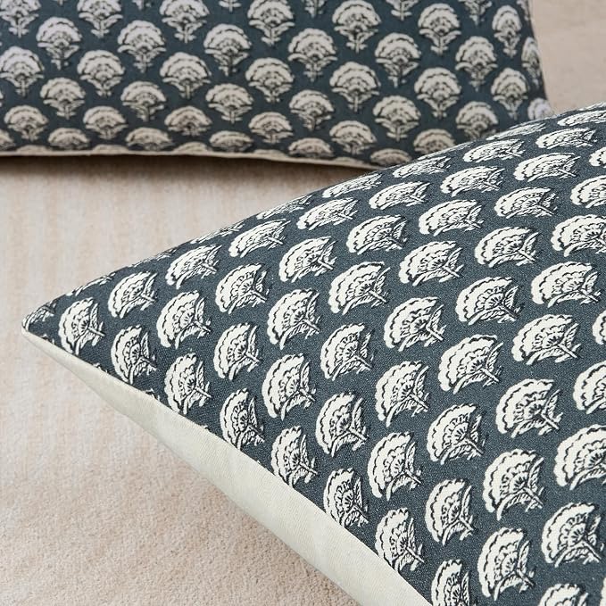 MIULEE Set of 2 Decorative Floral Pillow Covers Neutral Vintage Throw Pillows Block Print Boho Farmhouse Cushion Covers for Modern Spring Home Decor Couch Sofa Bed Living Room, 22x22 Inch, Dusty Blue