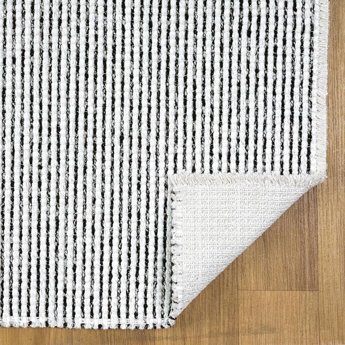 LUXE WEAVERS Two-Tone Fringed Area Rug Black 8x10