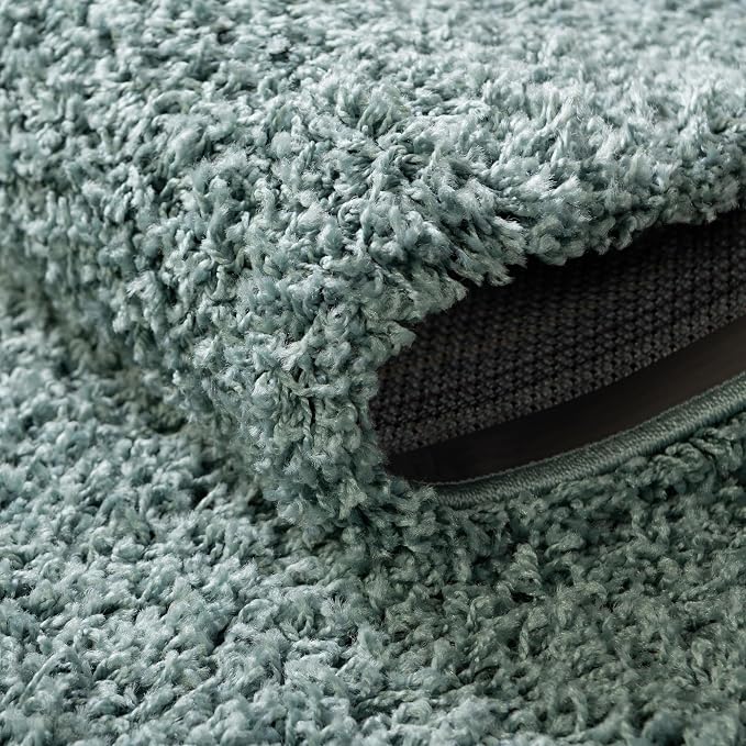 Unique Loom Solid Shag Collection Area Rug (6' 1" x 9' Rectangle, Light Slate Blue)