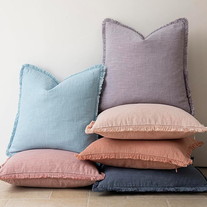 Foindtower Set of 2 Decorative Linen Fringe Throw Pillow Covers Cozy Boho Farmhouse Cushion Cover with Tassels Soft Accent Pillowcase for Couch Sofa Bed Living Room Home Decor,20×20 Inch,Light Purple