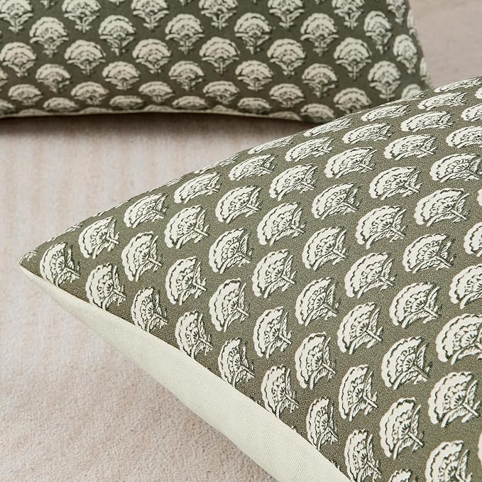 MIULEE Set of 2 Decorative Floral Pillow Covers Neutral Vintage Throw Pillows Block Print Boho Farmhouse Cushion Covers for Modern Spring Home Decor Couch Sofa Bed Living Room, 18x18 Inch, Sage Green