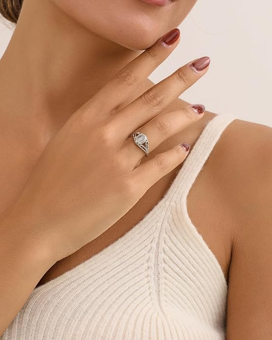 YeGieonr Non Tarnish Gold Signet Rings for Women - Waterproof 18K Gold Plated Stainless Steel Pearl Ring, Statement Ring for Everyday Wear
