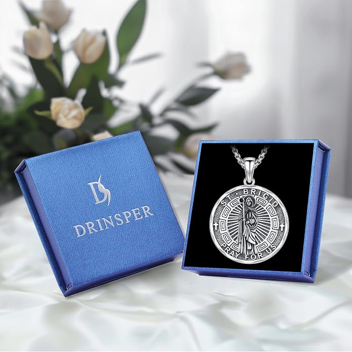 Hecate Wiccan Triple Moon Goddess Necklace Tetragrammaton Nudo De Bruja Plata 925 Original Sterling Silver Cat Moon Pendant Hekate Witch Necklace Amulet Witchy Jewelry Gifts for Women Men