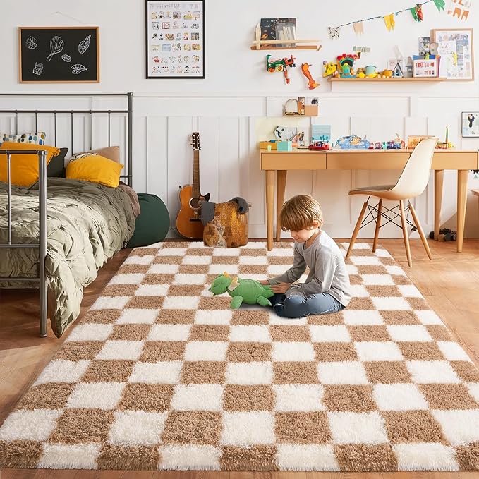 Pionblank Checkered Rug for Bedroom 4x6, Modern Shag Carpet, Soft Plush Non Slip Fluffy Rugs for Living Room Kids Room Home Decor, Beige and Cream White