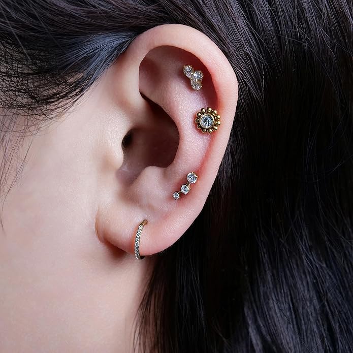 Limerencia 2Pcs 18g Titanium Internally Threaded Tragus Piercing Jewelry Nose Studs Flat Back Earrings Labret, Lip, Helix, Cartilage, Conch, Medusa Piercing for Women Men Sensitive Ears