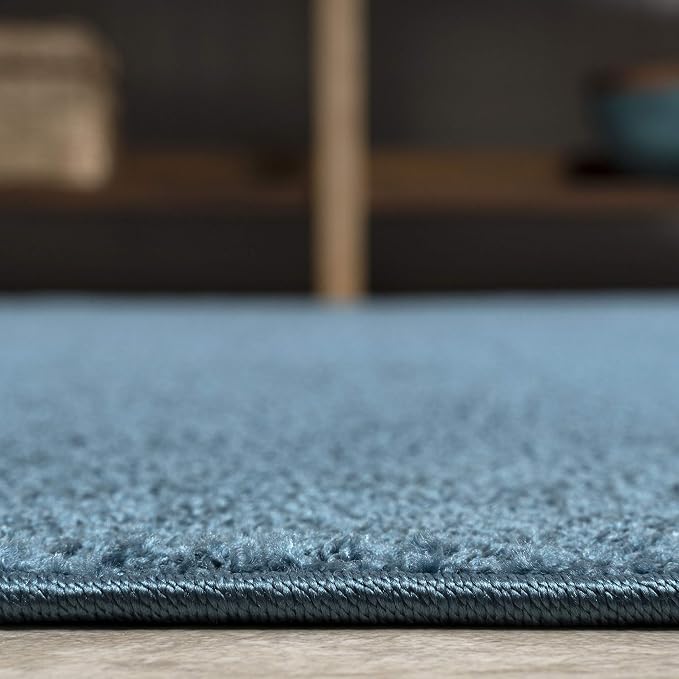 JONATHAN Y Haze Solid Low-Pile Turquoise 8' Round Indoor Area Rug, Coastal,Bohemian,Minimalist,Classic, Easy-Cleaning for Living Room,Bedroom,Kitchen,Pet Friendly,Non-Shedding (SEU100H-8R)