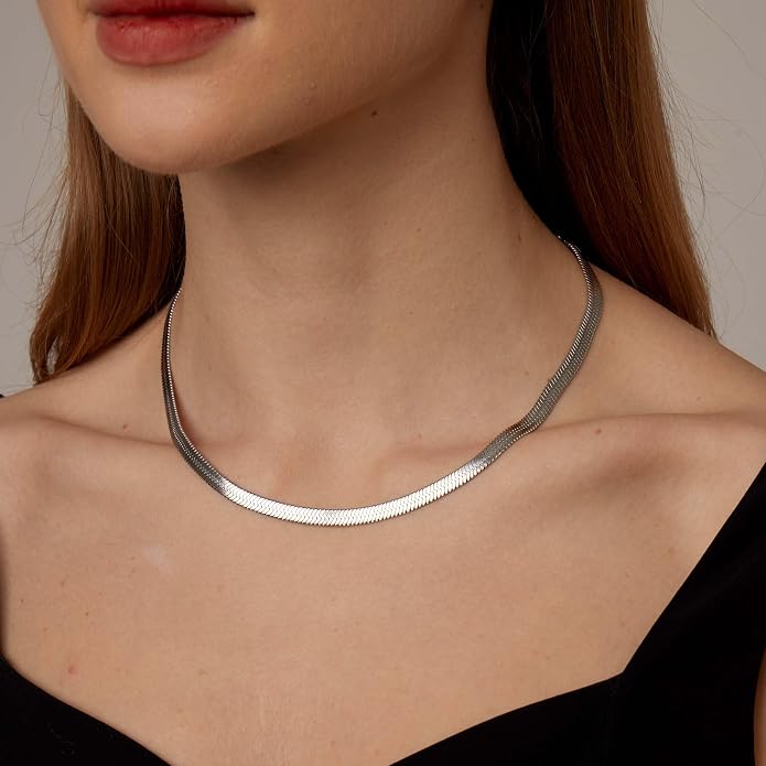 Gold Chain Necklace for Women Dainty Simple Satellite Beaded Twisted Chain Choker Necklace Everyday Jewelry Christmas Gifts