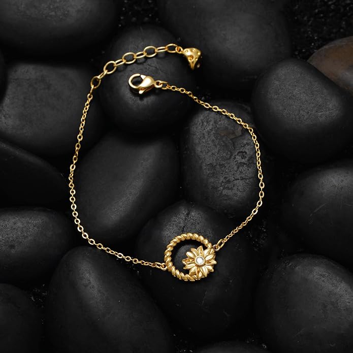 LOYATA Gold Bracelet Gold 14K Gold Filled Dainty Chain Simple Jewelry Gift for Women