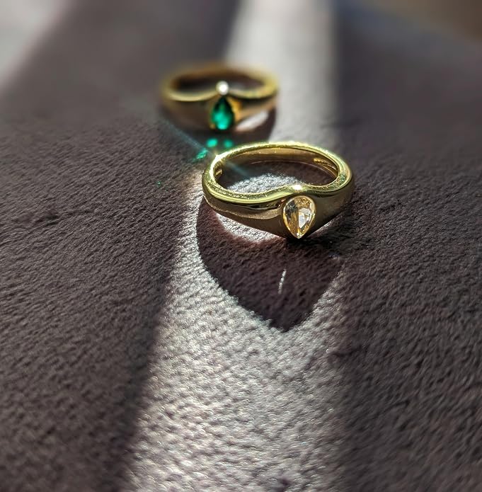 Faire de la Mode Waterproof Statement Chunky Ring in 14k Gold Plated Stainless Steel
