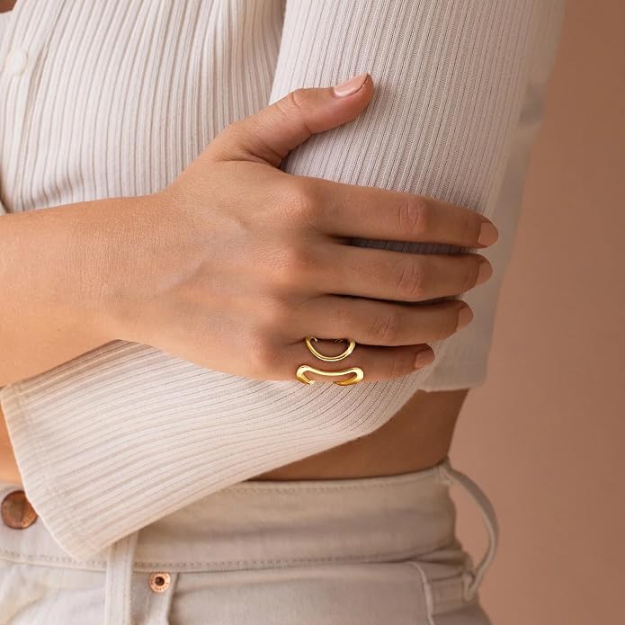 Gelbesty Waterproof Gold Statement Rings for Women, 14K Gold Plated Chunky Open Stackable Rings Non Tarnish Fashion Adjustable Stainless Steel Pinky Knuckle Signet Vintage Ring Jewelry Size 5-11