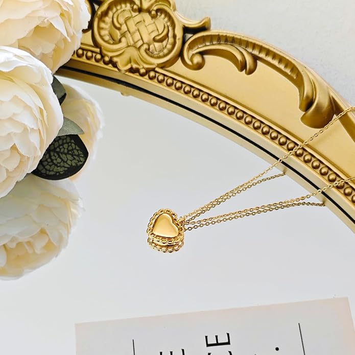 Zeffy Cute Heart Necklace 18k Gold/Silver Plated Tiny Heart Pendant Choker Necklaces Gold Love Heart Chain Necklace for Women Dainty Gold Jewelry Valentines Day Gifts for Women Girls Teen Girls