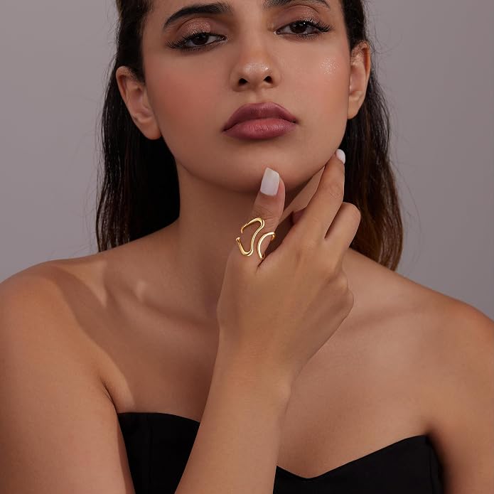 Gelbesty Waterproof Gold Statement Rings for Women, 14K Gold Plated Chunky Open Stackable Rings Non Tarnish Fashion Adjustable Stainless Steel Pinky Knuckle Signet Vintage Ring Jewelry Size 5-11