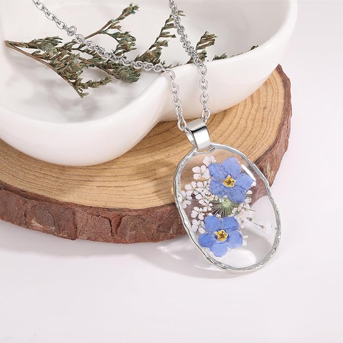 AUNTESIGN Forget-Me-Not and Queen Anne's Lace Pressed Wildflower Necklace | Birth Month Flowers Necklace | Gold/Silver Pressed Flower Jewelry | Mother's Day | Gift For Her