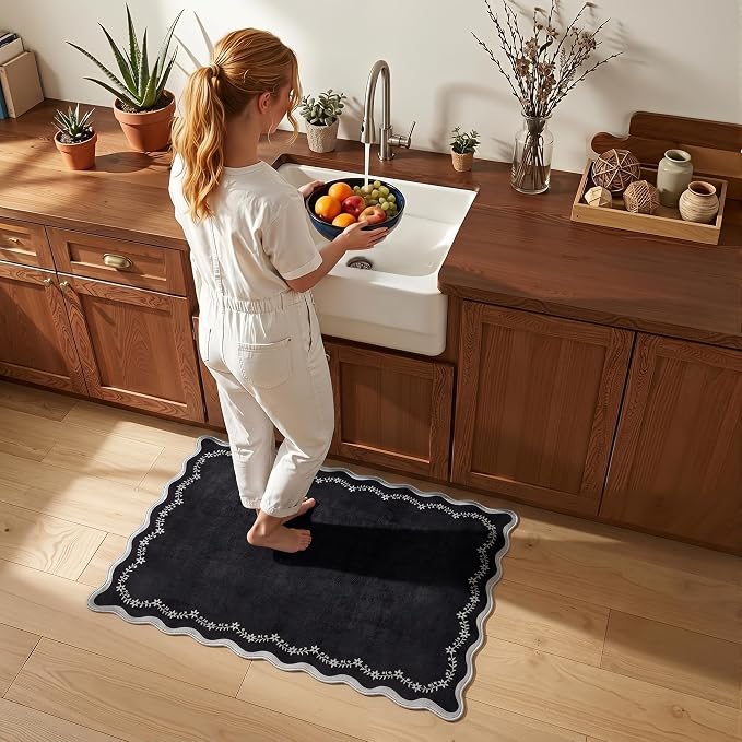 GarveeHome Scalloped Entryway Rug 2x3 Black Washable Front Door Entry Rug | Indoor Entrance Carpet Non-Slip Low Pile Throw Rugs for Kitchen Floor, Powder Room, Entry, Bathroom, Kids Room