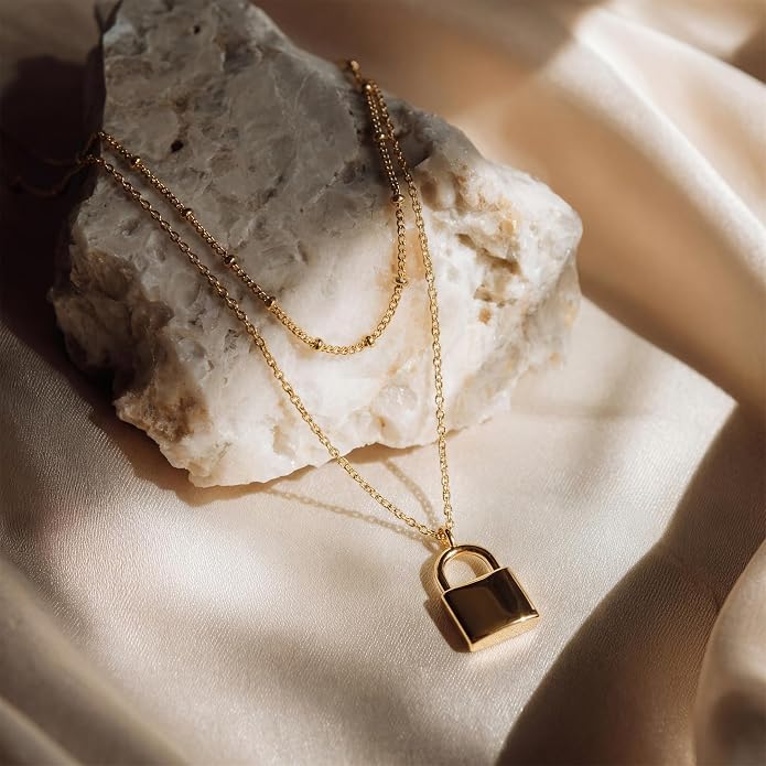 MEVECCO Layered Heart Necklace Pendant Handmade 18k Gold Plated Dainty Gold Choker Arrow Bar Layering Long Necklace for Women
