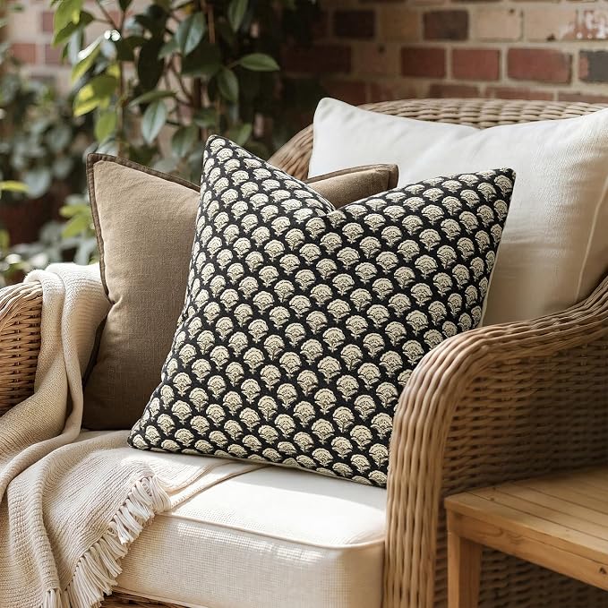 MIULEE Set of 2 Decorative Floral Throw Pillow Covers Neutral Vintage Fall Block Print Boho Farmhouse Cushion Covers for Modern Spring Home Decor Couch Sofa Bed Living Room, 20x20 Inch, Black Gold