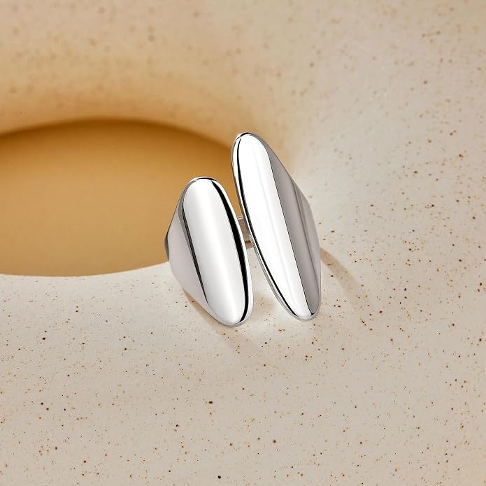 Gelbesty Waterproof Gold Statement Rings for Women, 14K Gold Plated Chunky Open Stackable Rings Non Tarnish Fashion Adjustable Stainless Steel Pinky Knuckle Signet Vintage Ring Jewelry Size 5-11