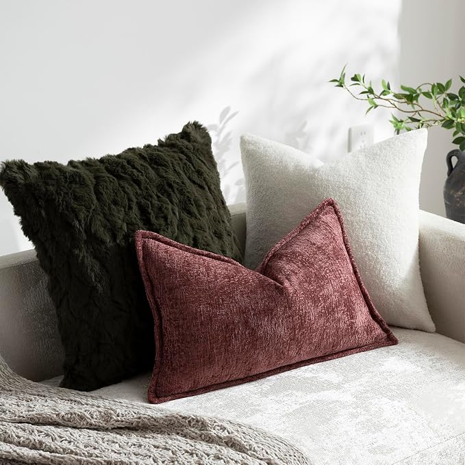 DEZENE Pack of 2 Christmas Burgundy Fall Decorative Throw Pillow Covers 12x20 Cozy Soft Chenille Accent Vintage Rectangular Lumbar Couch Pillow Covers for Home Decor Bed Sofa Living Room