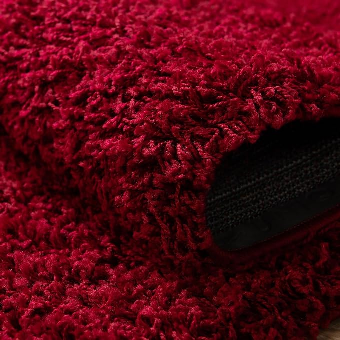 Unique Loom Solid Shag Collection Area Rug (7' 1" Round, Cherry Red)
