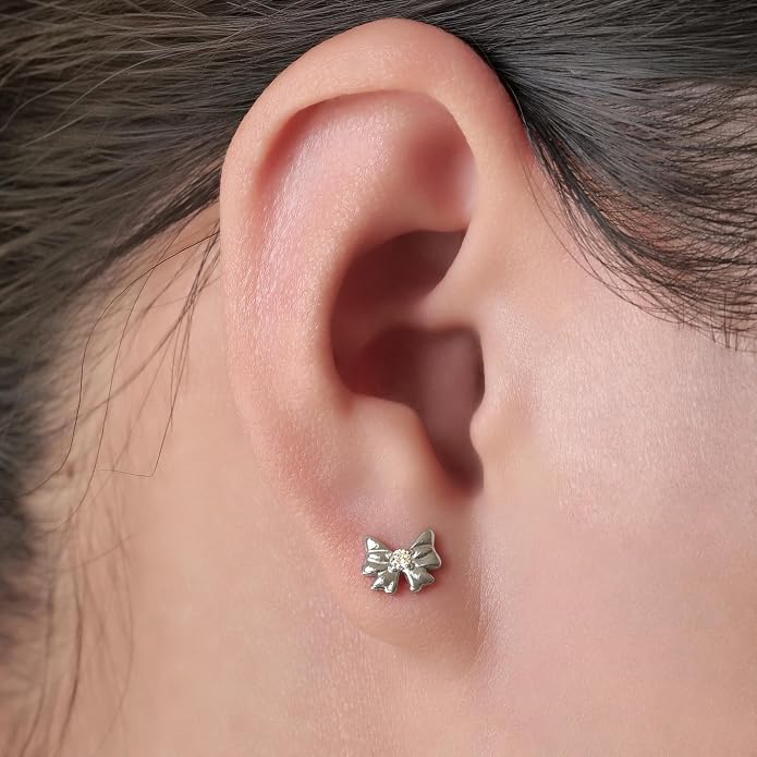 Limerencia 2Pcs 18g Titanium Internally Threaded Tragus Piercing Jewelry Nose Studs Flat Back Earrings Labret, Lip, Helix, Cartilage, Conch, Medusa Piercing for Women Men Sensitive Ears