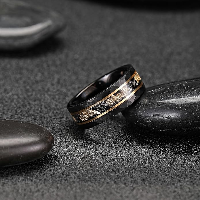Mens Tungsten Carbide Wedding Bands 8mm Black Hammered Edge Gold Foil Inly Durable Scratch Proof Stainless Steel Cool Promise Ring for Him Comfort Fit