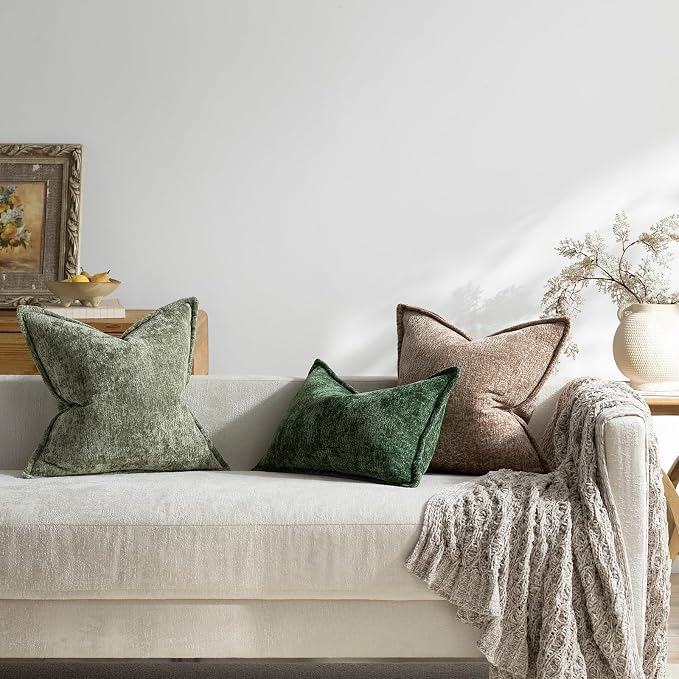 DEZENE Pack of 2 Forest Green Christmas Decorative Throw Pillow Covers 12x20 Cozy Soft Chenille Accent Vintage Rectangular Lumbar Couch Pillow Covers for Home Decor Bed Sofa Living Room