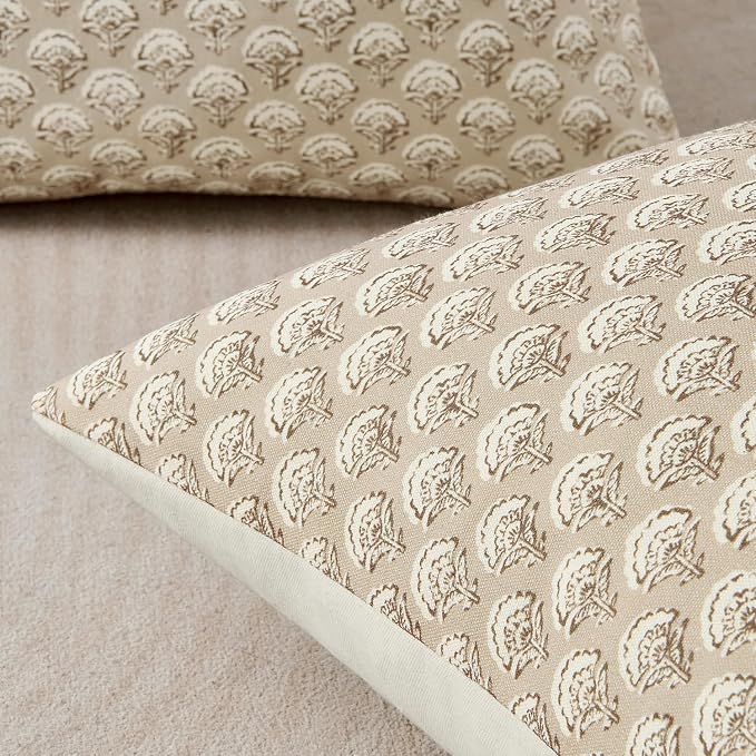 MIULEE Set of 2 Decorative Floral Pillow Covers Neutral Vintage Throw Pillows Block Print Boho Farmhouse Cushion Covers for Spring Home Decor Couch Sofa Bed Living Room, 22x22 Inch, Cream Oatmea