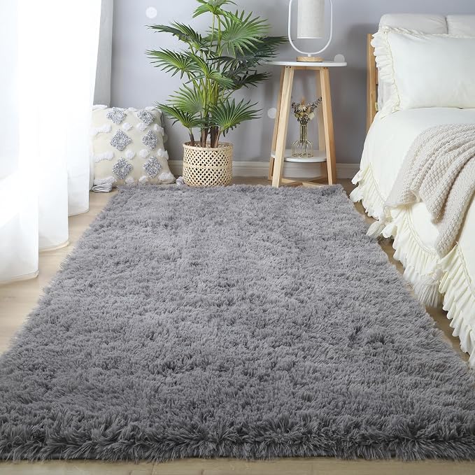 CAIYUECS Grey Shag Rugs for Bedroom 5x7 - Soft Bedside Dorm Area Rug | Plush fuzzy soft carpet for college girls dorm - Non-slip bedside rug - Shag rug for living room - Memory foam comfort