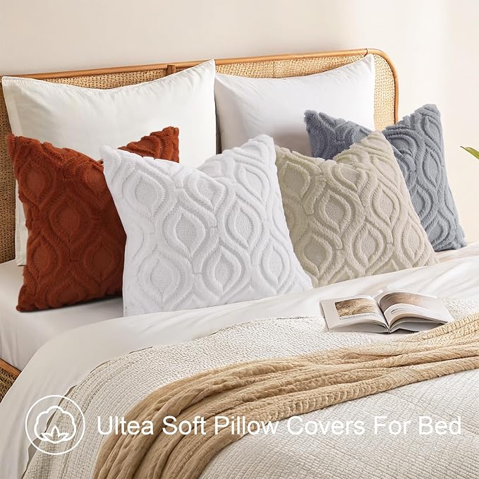 decorUhome White Rust Faux Fur Soft Throw Pillow Covers 20x20 Set of 4 | Fall Neutral Decorative Plush Couch Pillow Covers, Accent Modern Farmhouse Neutral Pillow Cases for Sofa Bed Living Room
