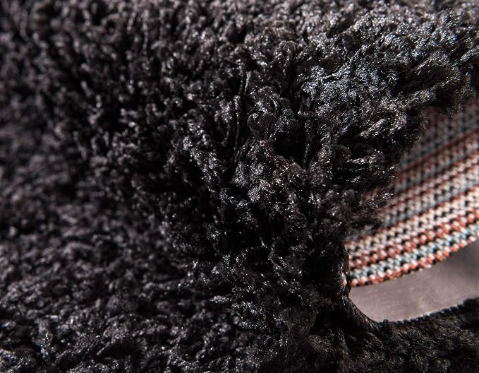 Unique Loom Solid Shag Collection Area Rug (3' 3" x 5' 3" Rectangle, Jet Black)