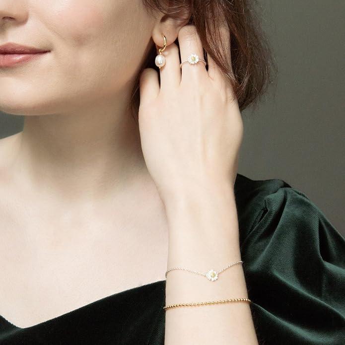Silverly Sterling Silver Daisy Ring - Gold Plated 925 Silver Flower Rings for Women - Friendship Stacking Band - Nature Inspired Gifts for Daughter - Ladies Fine Jewelry - Spring Accessory