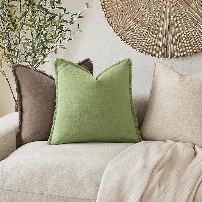 Foindtower Set of 2 Decorative Linen Fringe Throw Pillow Covers Cozy Boho Farmhouse Cushion Cover with Tassels Soft Accent Pillowcase for Couch Sofa Bed Living Room Home Decor,20×20 Inch,Lime Green