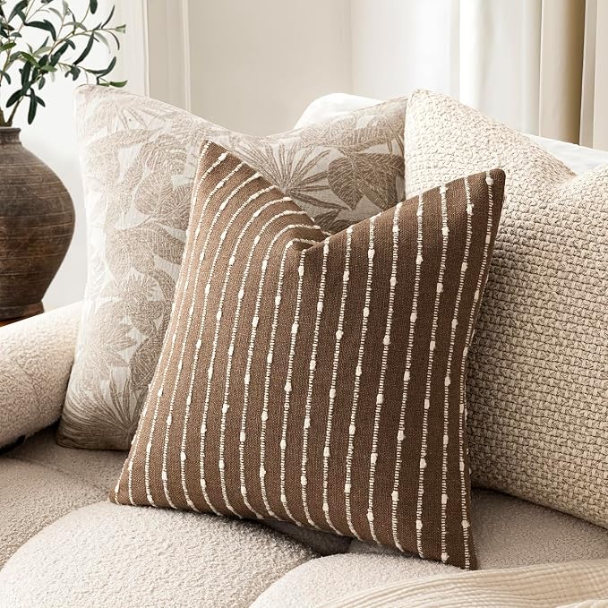 Foindtower Pack of 2 Decorative Jacquard Boucle Throw Pillow Covers Accent Textured Striped Pillowcases Cozy Modern Cushion for Couch Sofa Bedroom Living Room Home Decor 18x18 Inch Brown