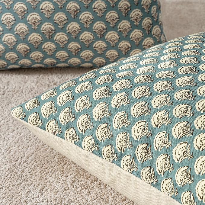 MIULEE Set of 2 Decorative Floral Pillow Covers Neutral Vintage Throw Pillows Block Print Boho Farmhouse Cushion Covers for Modern Spring Home Decor Couch Sofa Bed Living Room, 22x22 Inch, Lake