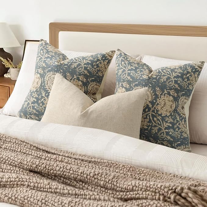 Vintage Floral Print Throw Pillow Covers 20x20 Set of 2 Neutral Modern Farmhouse Pillow Cases Accent Decorative Cushion Covers Boho Home Decor for Couch Sofa Chair Bed Living Room, Navy